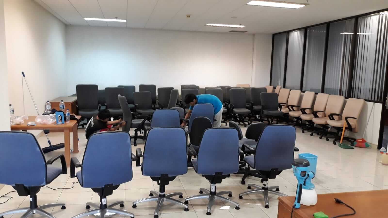 Cuci Kuri Kantor Bali